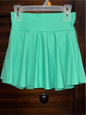 Girls Old Navy Powersoft Green Skort